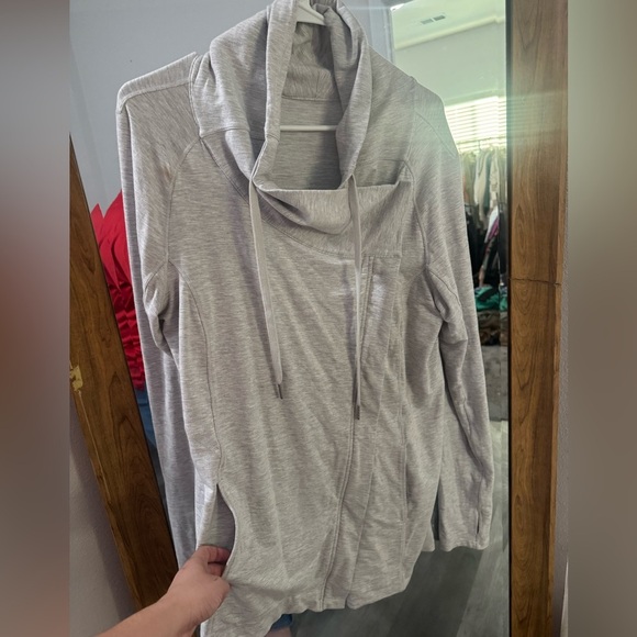 NWOT Lululemon Coast Asymmetrical Easy Wrap Sweater/Jacket - Picture 8 of 8